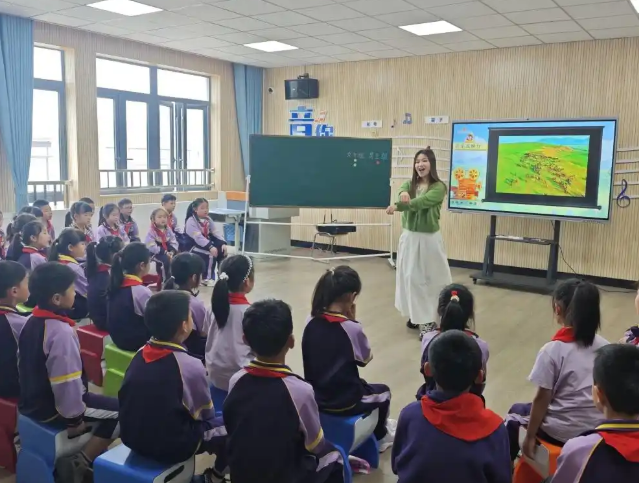 既是家长对校园作业的认可与信任也是推进校园不断前行的重要动力